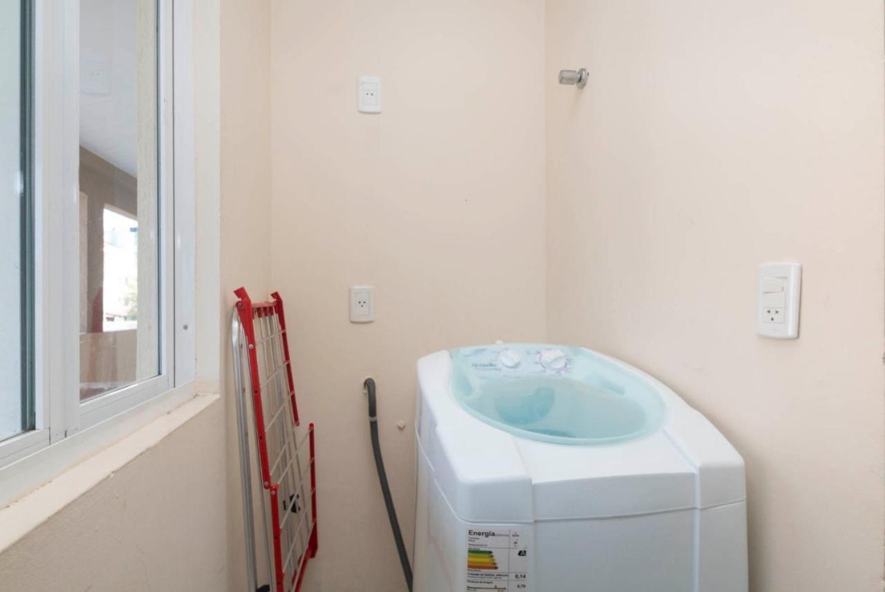 봄비나스 Residencial Melfi 3 Ap.2 Frente 아파트 외부 사진
